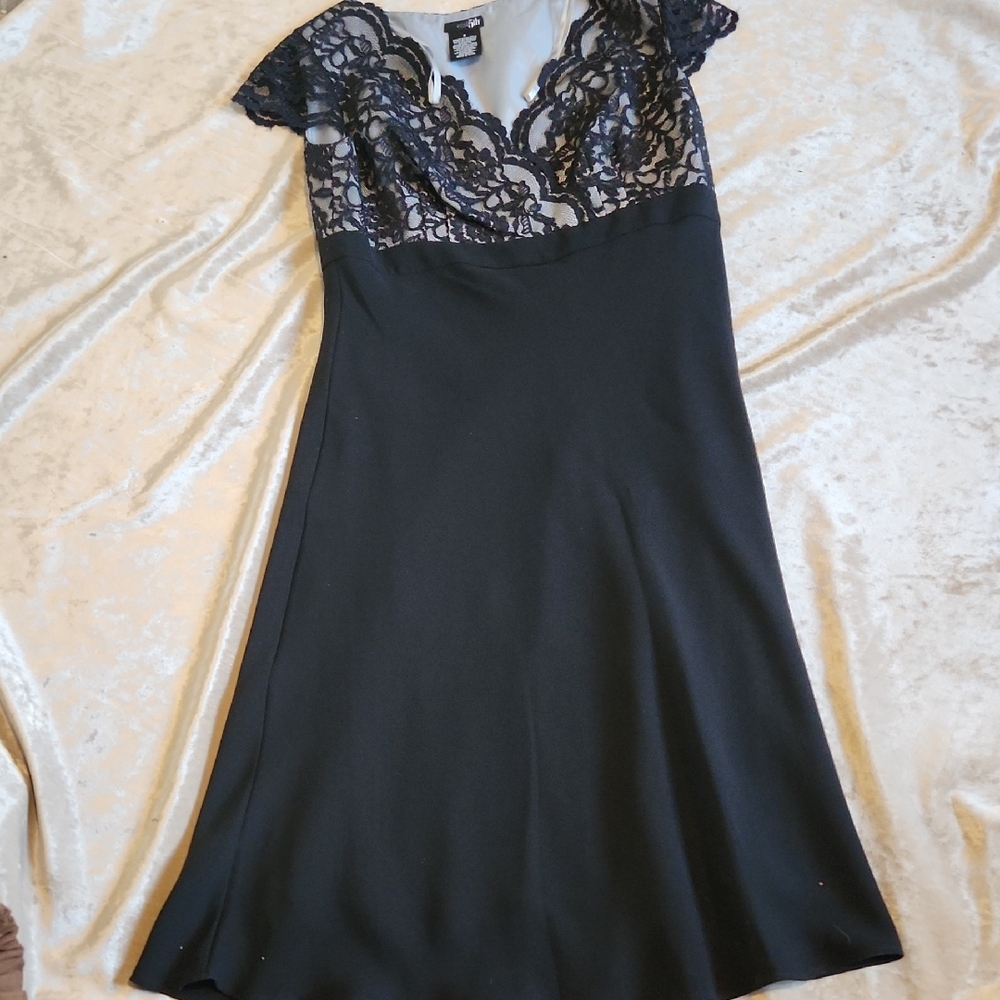 Elegant Black Lace Dress